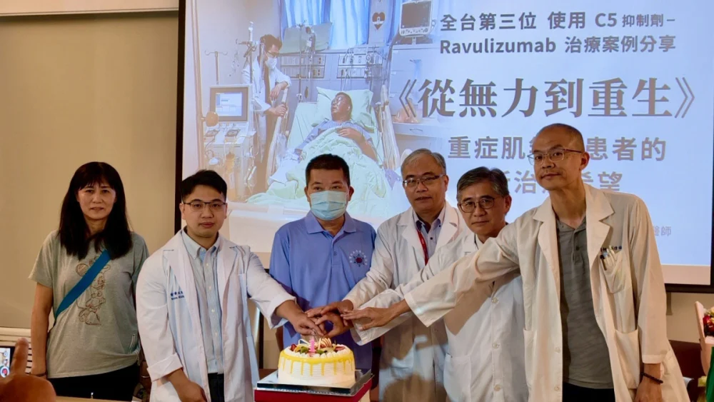 59歲男歷經鬼門關，成功脫離重症肌無力危象重獲新生。圖／秀傳提供