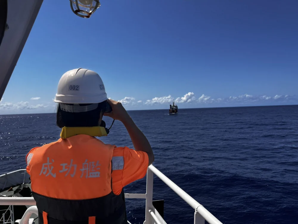 中國海警船編隊在台東南海域巡查 海委會:台灣東部海域非中國海警執法區域