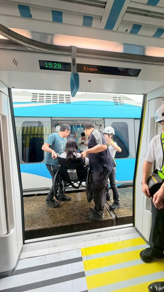 新北捷運三鶯線履勘。（圖／交通部路政及道安司）