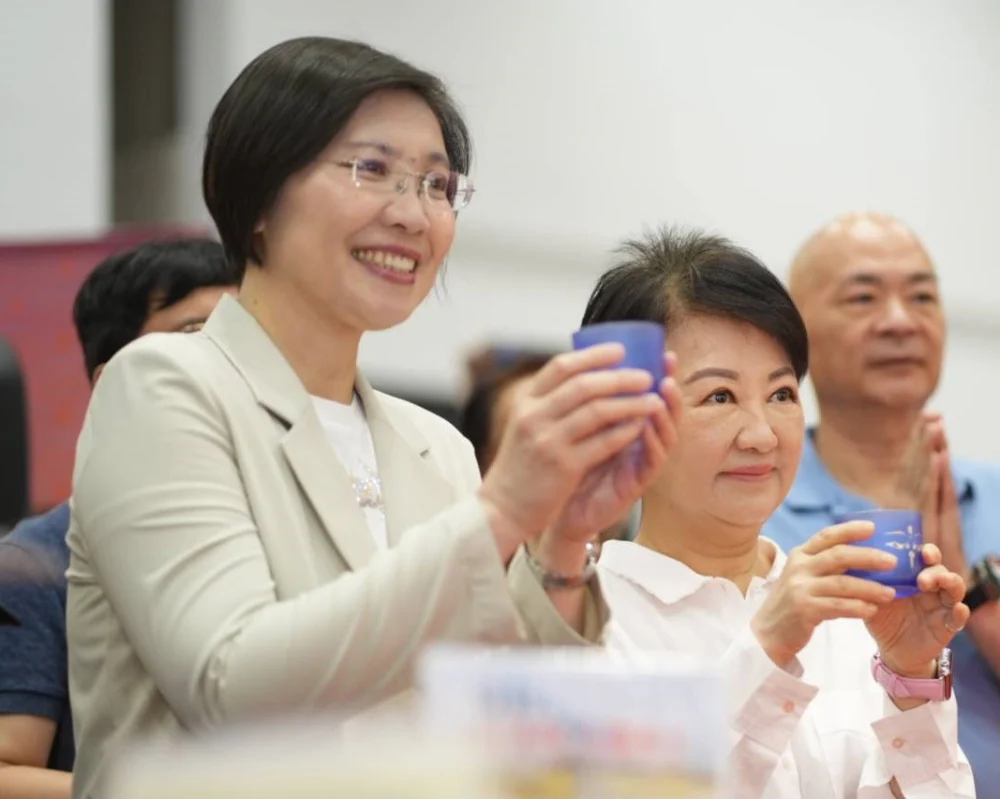 2026新竹縣長選戰民進黨終拍板鄭朝方出戰　徐欣瑩酸：終於獲得奉旨提名