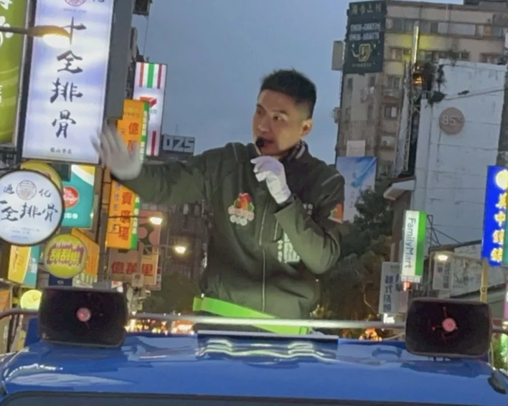 圖／面對即將到來的電話民調，張銘祐向鄉親喊話，希望支持者勇於表達意見，讓長期在地方打拚、堅持理念的候選人能在初選中脫穎而出。（張銘祐提供）