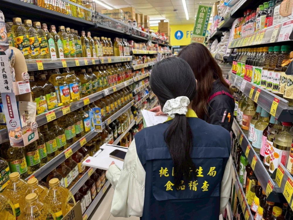 張善政市長要求啟動食安應變機制，並展開市售產品清查、校園午餐盤點及退換貨權益保障作業。