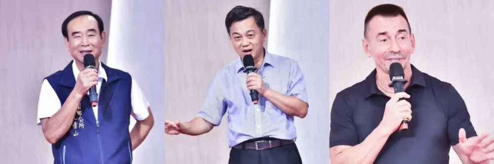 圖/壯圍鄉鄉長沈清山(左起)、中華全球城市選拔協會理事長許錫松先生、俄羅斯旅遊小姐主席:Vladimir Ilin 大力支持國際佳麗走訪宜蘭,讓世界看見宜蘭之美。(中華全球城市選拔協會提供)