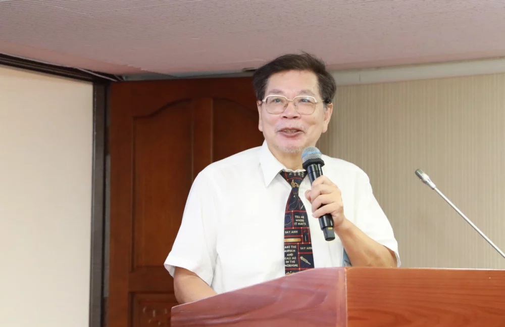 秀傳醫療體系總顧問林啟禎指出,高風險族群應先於社區完成篩檢、評估與治療,必要時再由醫院承接,維持醫療體系韌性。