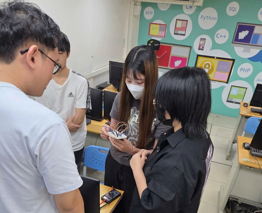 桃竹苗分署產業新尖兵聚焦新興產業技能培訓，助青年提升專業實力、順利接軌職場。