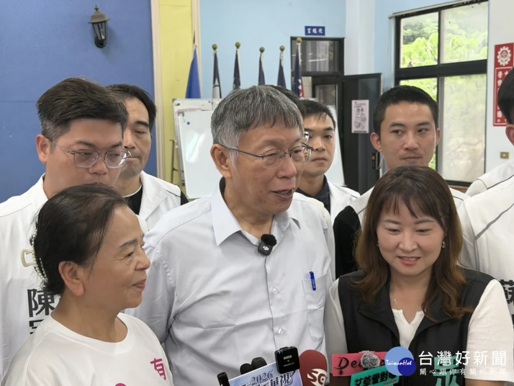 震撼彈！彰化民眾黨小雞喊「要有母雞」　力拱賴銀柱參選縣長：帶小雞一起衝