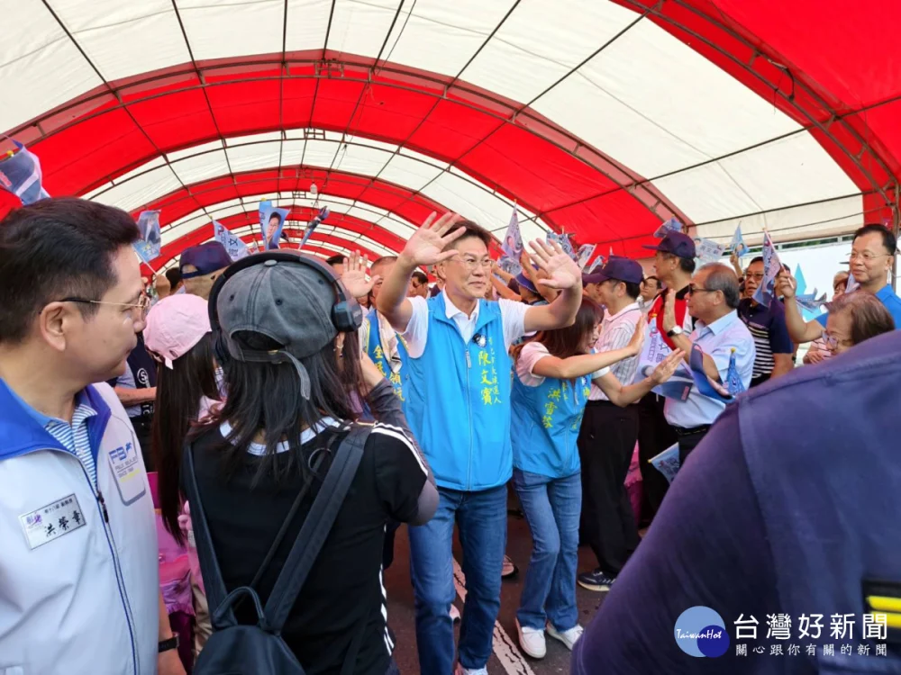 陳文賓競總湧5千人相挺，謝龍介力挺：彰化需要能立即上手的市長。圖／記者鄧富珍攝